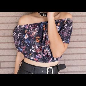Floral Off Shoulder Croptop